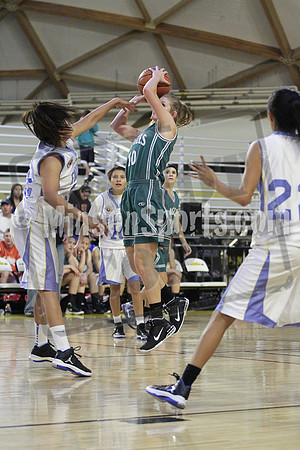 Blue Ridge Yellow Jackets vs Chinle Wildcats Girls Basketball